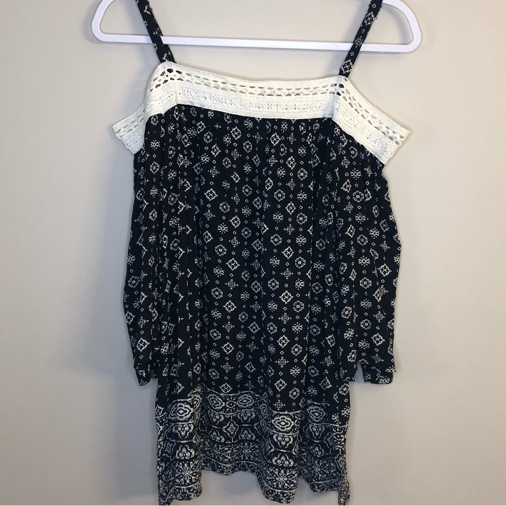Warehouse One Off Shoulder Peasant Top/Medium - Picture 2 of 6